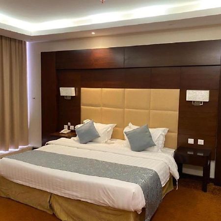 Arjan Suits Yidda Exterior foto