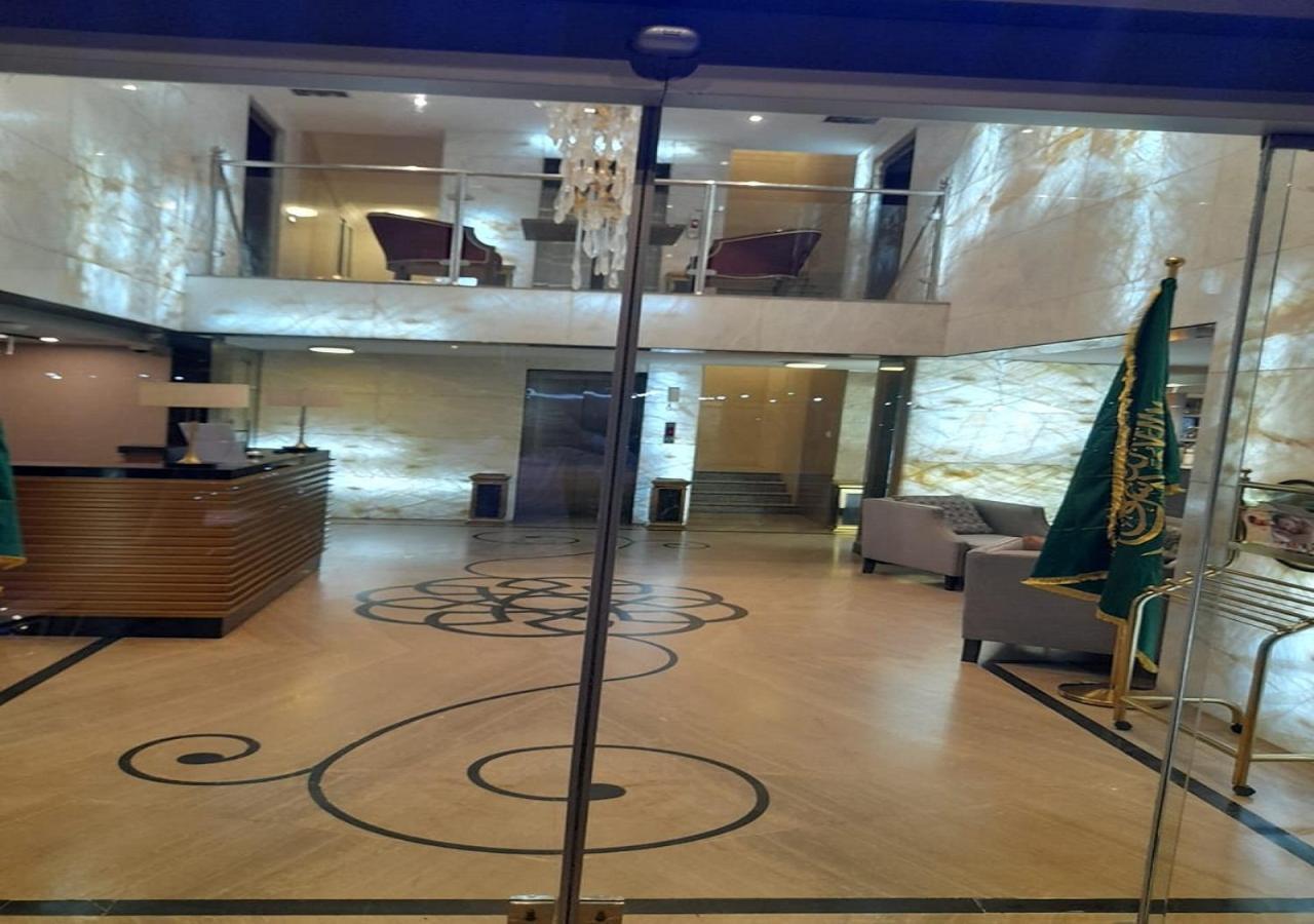 Arjan Suits Yidda Exterior foto